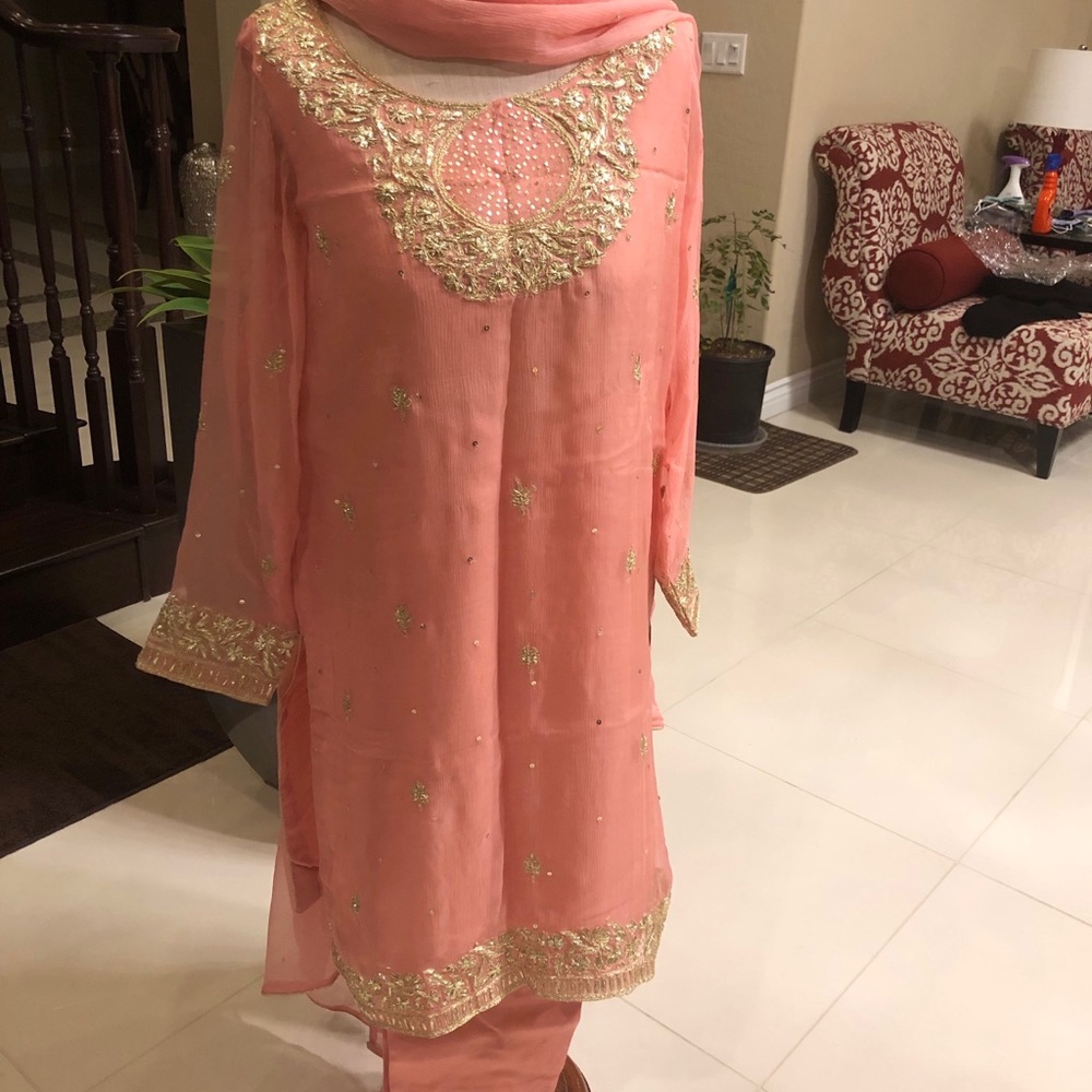 Brand new chiffon gotta work suit